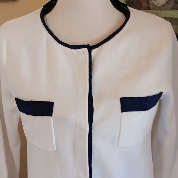Winser London Elegant White Sweater/Jacket with Navy Accents. Preppy. Nautical. - Picture 3 of 10